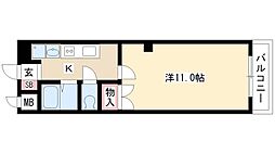 プレジデント・川中 1階