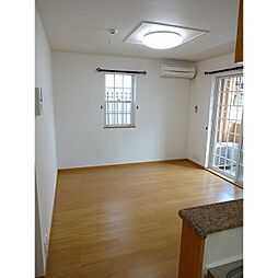 インズ苗田II 1階1LDKのリビング/ダイニング