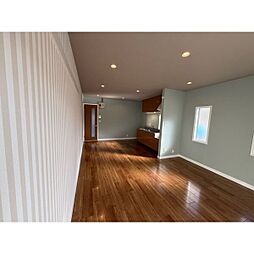 第2楠タウンハウス 1階2LDKのリビング/ダイニング