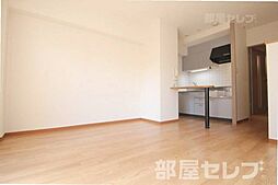 サンズコーポ市場木 5階ワンルームのリビング/ダイニング