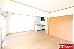 赤城パークマンション 2階2LDKのリビング/ダイニング