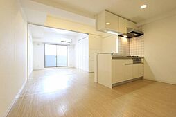 BLASTO Residence 7階1LDKのリビング/ダイニング