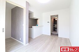 CRASTINE上飯田東町4丁目 2階1LDKのリビング/ダイニング