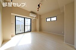 ADUSAY 8階1Kのリビング/ダイニング