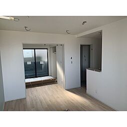 ティンガーラ須ヶ口　EAST 2階1LDKのリビング/ダイニング