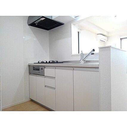 キャラ東海_内装_1