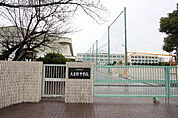 大曽根中学校 1237m