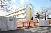 清須市立桃栄小学校 368m