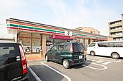 セブンイレブン清須土田店 308m