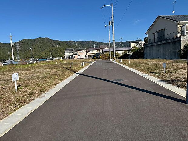 前面道路東側６ｍ公道