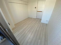 アーバンパーク行徳ステーションフロント 2階1Kのリビング/ダイニング