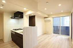 スリーレイヤー柏の葉 1階1LDKのリビング/ダイニング