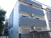 長居駅より徒歩11分 築2年9ヶ月 3階建の賃貸物件