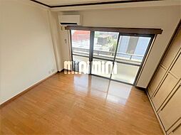 グレースタウン83 3階1DKのリビング/ダイニング