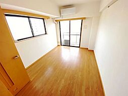 ザ・レジデンス行徳III 2階1Kのリビング/ダイニング