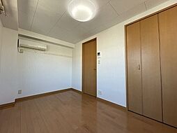 LEO拾番館 1階1Kのリビング/ダイニング