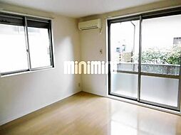 リバティオーク 2階1Kのリビング/ダイニング