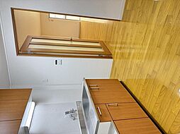 ビレッヂエイト 207 2階1Kのリビング/ダイニング