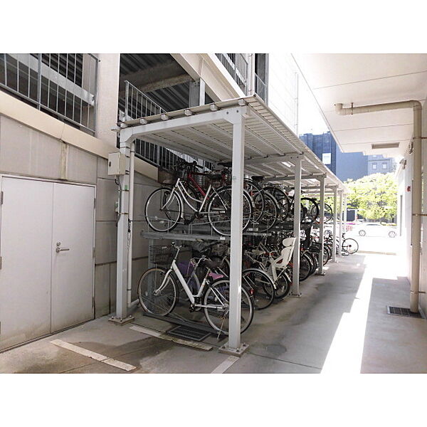 画像21:自転車置き場
