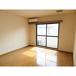 BEE FLAT 101 1階1Kのリビング/ダイニング