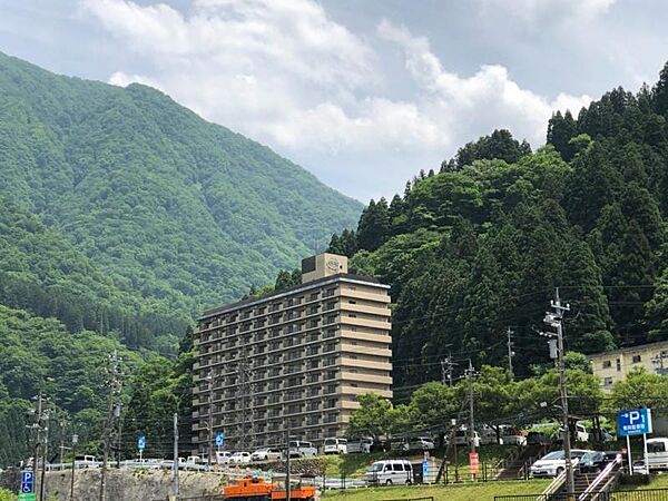 apartment 富山県富山市千歳町2丁目12-5