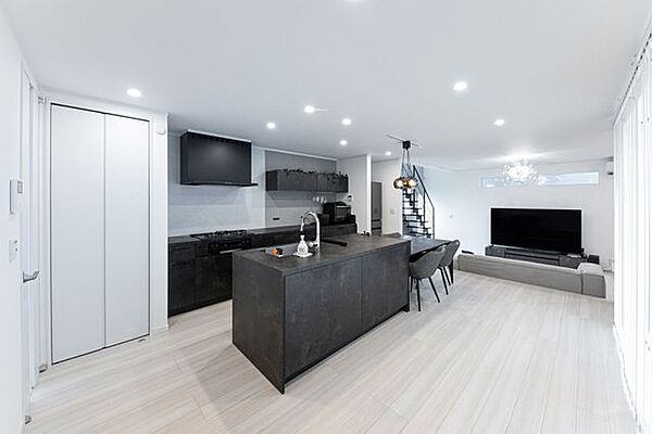 【　住協建設施工例　】こんなお家が建てたい！いくらで建てられるのか知りたい！など、お気軽にお問い合わせください♪