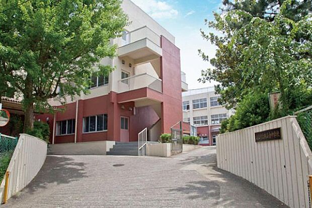 狭山市立狭山台中学校 1370m