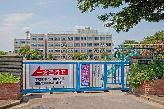 狭山市立南小学校 550m