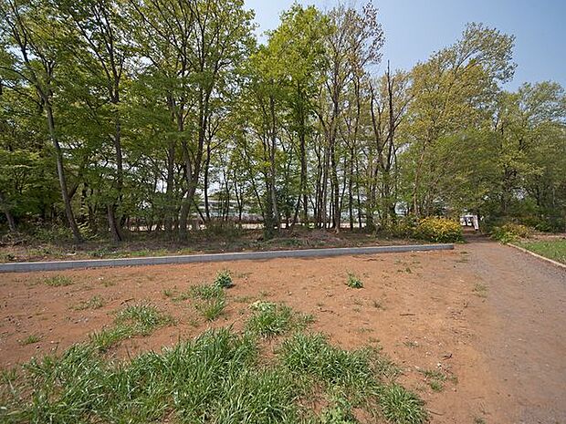 入曽運動公園 入曽グラウンド 464m