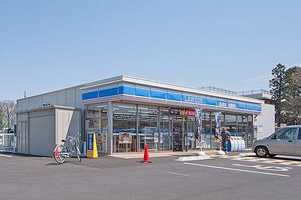 ローソン狭山入曽運動公園前店 徒歩13分。 1000m