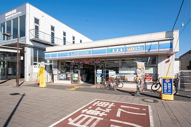 ローソン武蔵藤沢駅前店 徒歩15分。 1140m