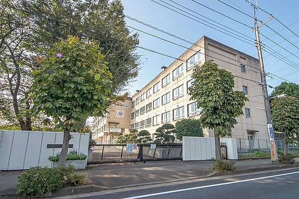 狭山市立柏原中学校 徒歩7分。 530m