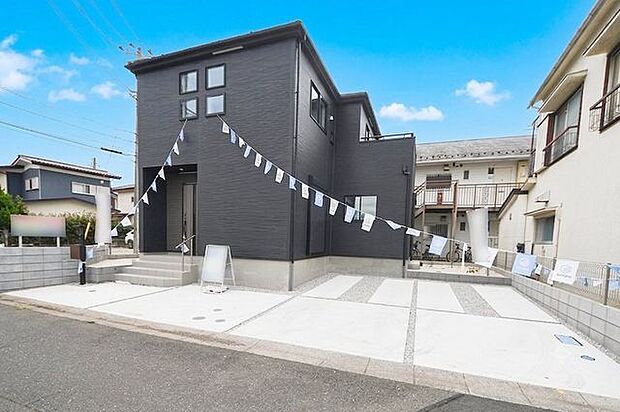 【　外観　】■建物完成済みにつきいつでもご内見可能です！■カースペース2台可能