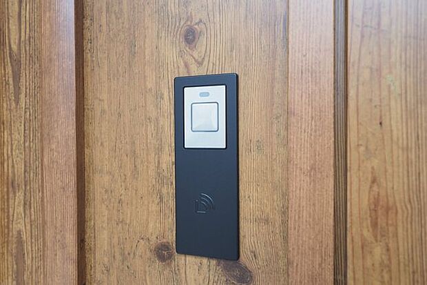 スマートロック対応玄関ドア