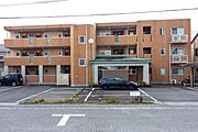 小作駅より徒歩17分 2階 築17年2ヶ月の賃貸物件