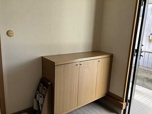 シューズボックス