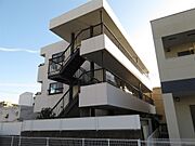 セジュール三峰 2階 築35年7ヶ月の賃貸物件