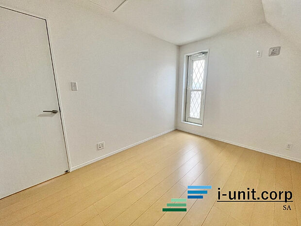 明日へのエネルギーを充電する主寝室。