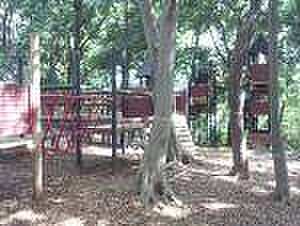 公園「田喜野井公園まで944m」