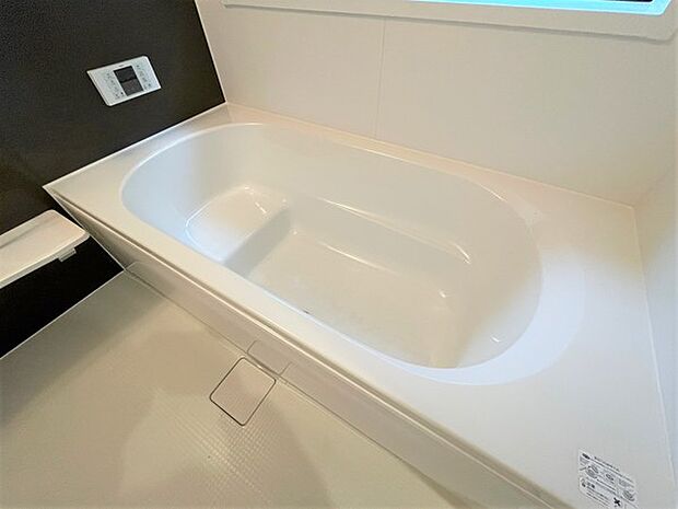 【同仕様】ゆったりとくつろげて、一日の疲れを落とせます。