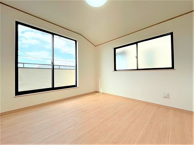 【同仕様】明日へのエネルギーを充電する主寝室