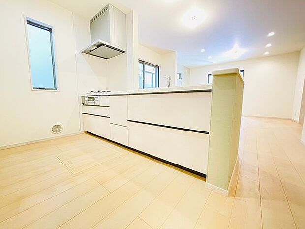 【同仕様】キッチン料理をしながらお子様の様子を見守れますね♪