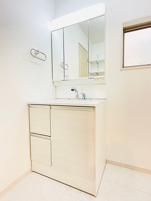 【同仕様】忙しい朝も、余裕をもって支度ができる空間