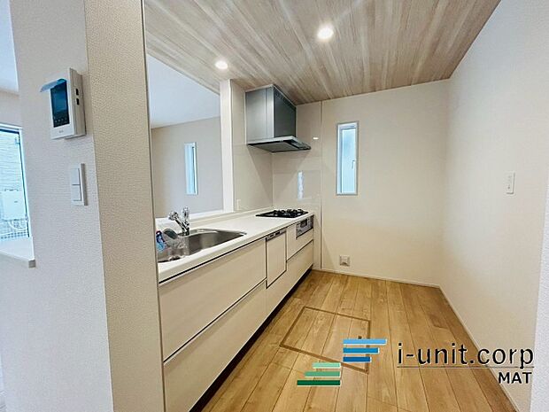 使いやすい機能が盛りだくさんのキッチンです。