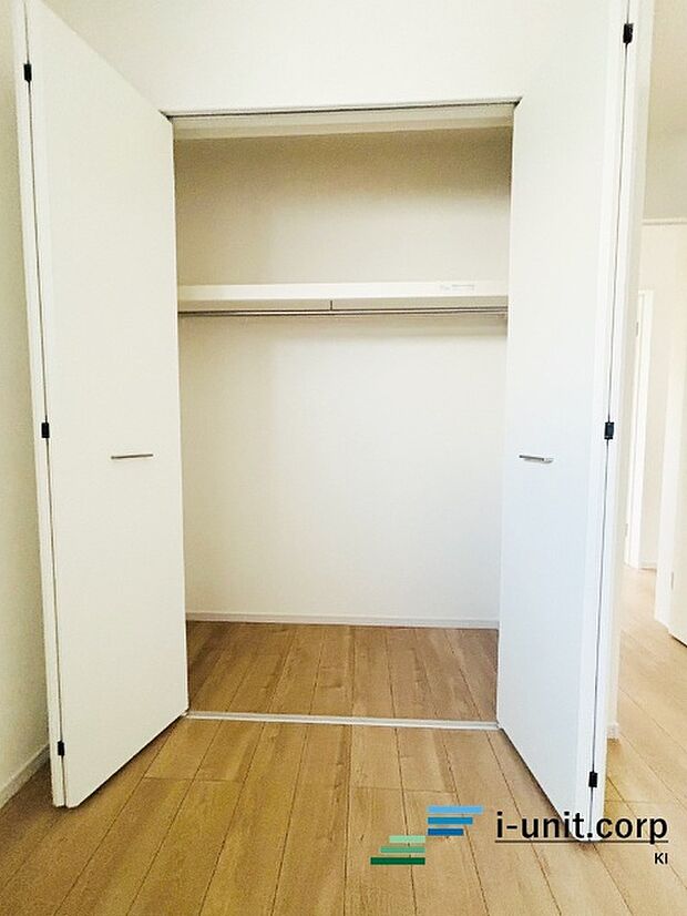 明るいお部屋はゲストのおもてなしの空間にも変化しますよ!使いやすいようにアレンジも〇