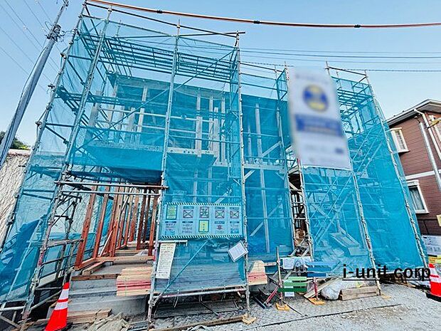 今日も、明日も、この街で、きっと誰かが幸せになる物語が描かれていくはずです。