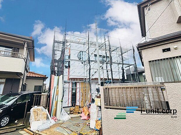 今日も、明日も、この街で、きっと誰かが幸せになる物語が描かれているはずです。