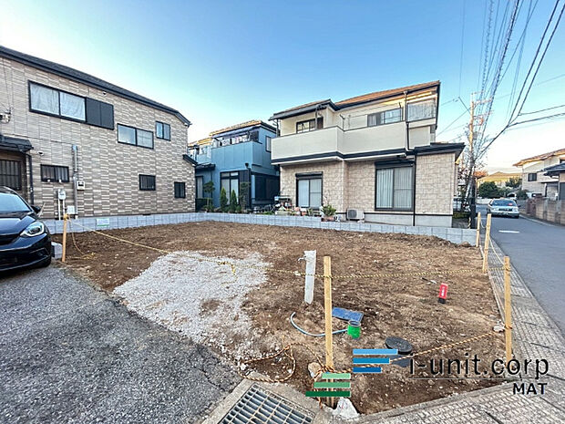 今日も、明日も、この街で、きっと誰かが幸せになる物語が描かれているはずです。