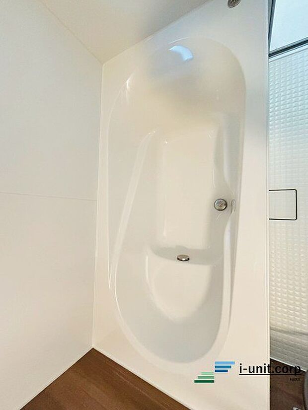 ゆったりとくつろげて、一日の疲れを落とせます。