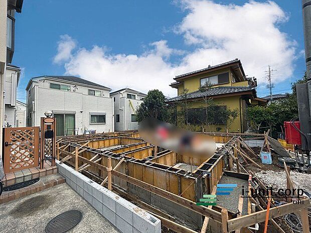 周辺環境も充実しているエリアです。